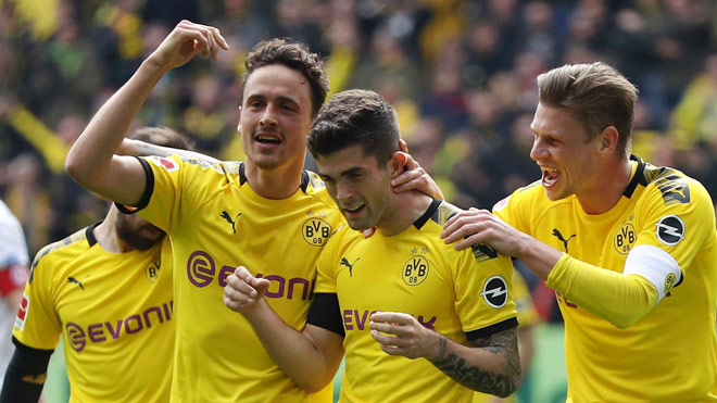 Dortmund - Dussedorf: Rượt đuổi điên rồ, thắp sáng cửa vô địch - 1