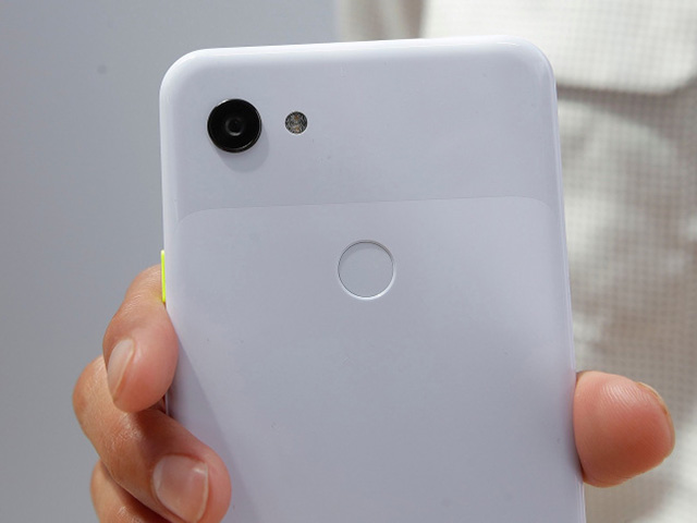 Pixel 3 liệu có xứng đáng với cái giá cao gấp đôi Pixel 3a?