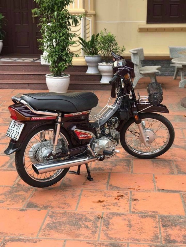 Cho đến nay Honda Dream Thái vẫn là dòng xe được nhiều dân chơi xe ở Việt Nam rất quan tâm.