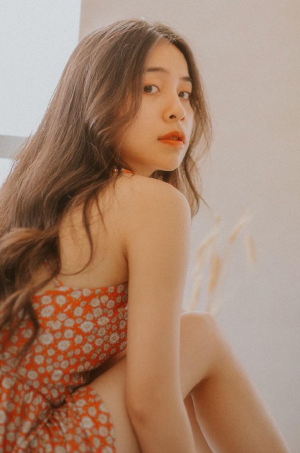 "Quỳnh búp bê nhí" diện đồ ngủ khoe vẻ đẹp thanh tân - 3