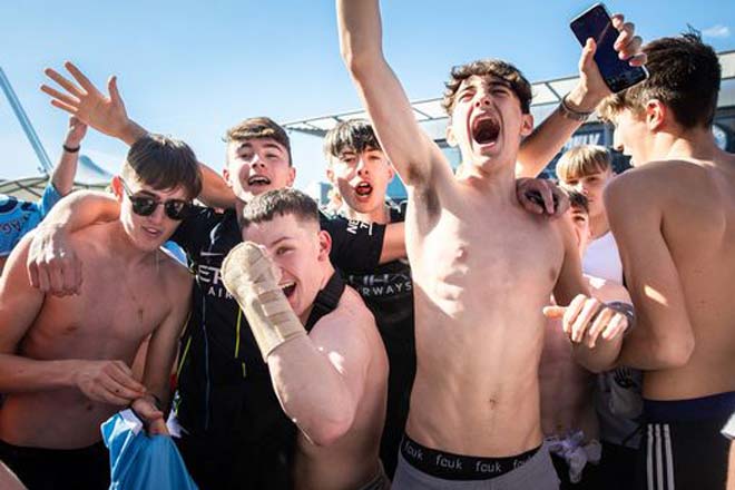 Man City vô địch Ngoại hạng Anh: Đại tiệc rực rỡ, Liverpool ôm hận thế kỷ - 7