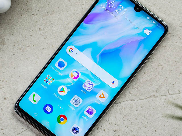 Dế sắp ra lò - Huawei P20 Lite (2019) sẽ gây sốc với 4 camera sau, "xịn" hơn iPhone XS Max
