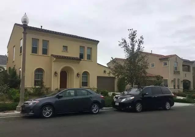 Bị truy nã ở Trung Quốc vẫn chạy trường cho con ở Mỹ - 1