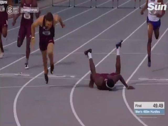 Thể thao - Về đích điên rồ đối thủ tái mặt: Khi thắng lợi định đoạt trong tích tắc