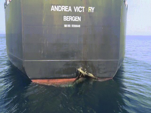 Thế giới - Video: Cận cảnh tàu chở dầu của Mỹ bị phá hoại ở UAE