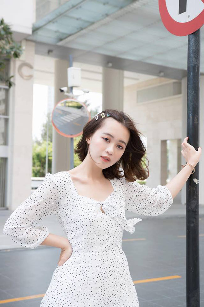 Sở hữu nhan sắc nổi bật, Thủy Trúc được nhiều shop thời trang Sài thành &#34;chọn mặt gửi vàng&#34;.&nbsp;