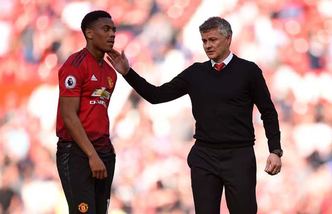 Khốn khổ Solskjaer: Chủ Mỹ yêu chiều Martial, ủng hộ &#34;Pele của MU&#34; bật thầy - 1