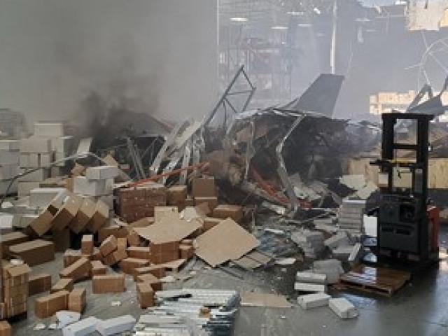 Thế giới - Chiến đấu cơ F-16 của Mỹ đâm "thủng" Căn cứ Không quân