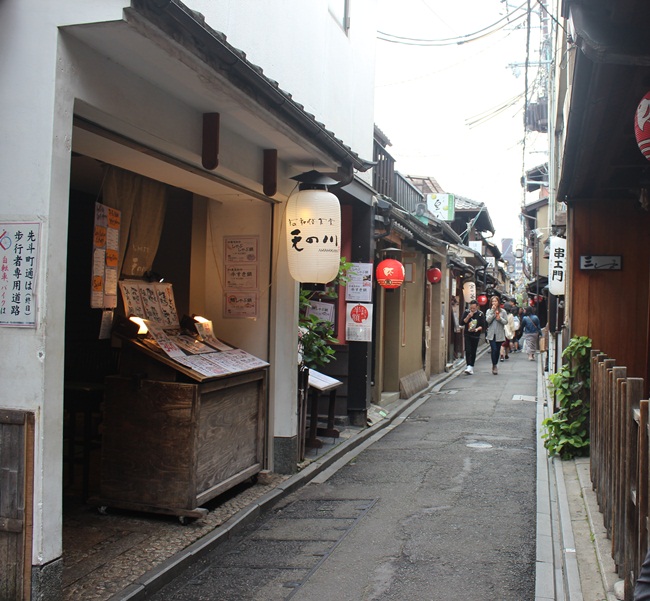 Tin được không: Ăn chơi tẹt ga 5 ngày ở Nhật chỉ... 10 triệu đồng - 7