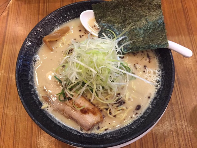 Tin được không: Ăn chơi tẹt ga 5 ngày ở Nhật chỉ... 10 triệu đồng - 15