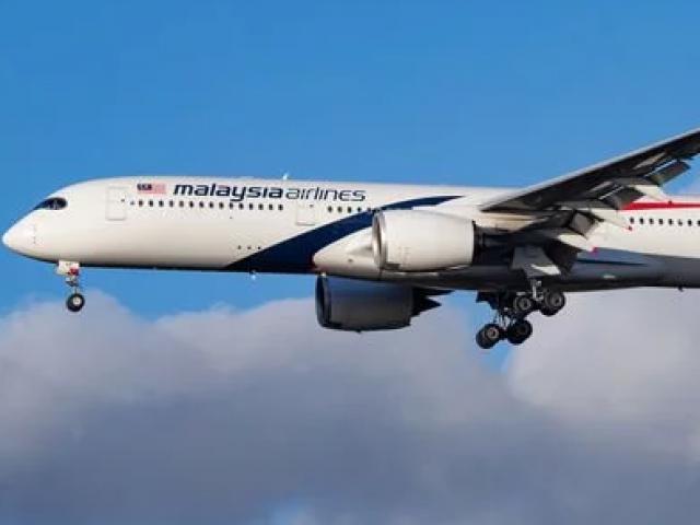 Thế giới - Sự thật nhân chứng nhìn thấy MH370 trôi nổi trên biển vào ngày mất tích