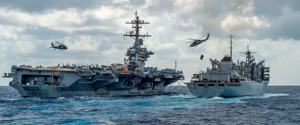 7 tàu chiến Mỹ bủa vây Iran - 1
