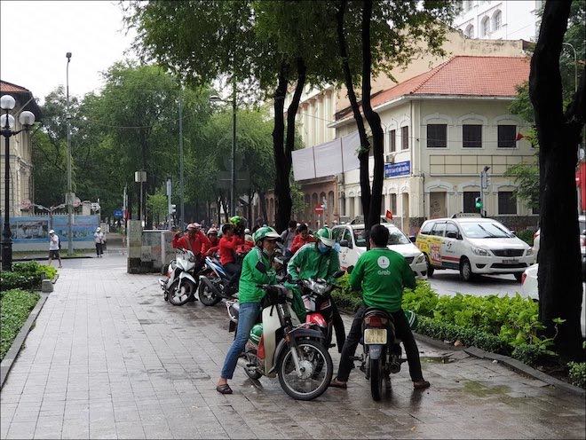 Bộ TT&TT: Không nên giảm khả năng cạnh tranh của Grab, Uber, Go-Viet... - 3