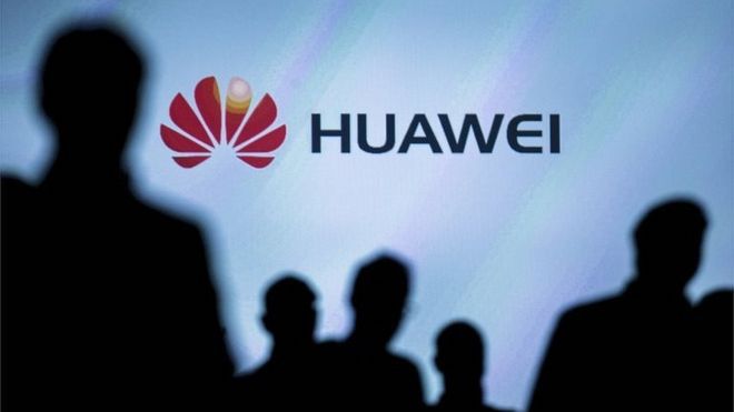 Phản pháo cứng rắn của Huawei khi bị Mỹ “cấm cửa” - 1