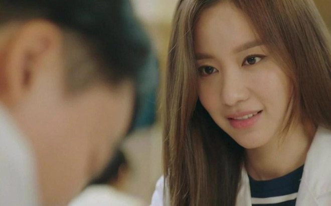 Vốn chỉ định “dạo chơi”, nào ngờ vướng lưới tình sau 1 đêm mãnh liệt - 1