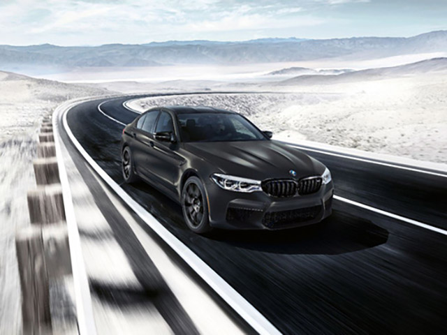 Tin tức ô tô - BMW trình làng M5 “Edition 35 Jahre” với nội thất mạ vàng, giới hạn 350 chiếc