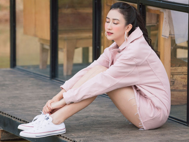 Giải trí - Không diện bikini đón hè, Á hậu Hà Thu lặn lội lên Đà Lạt làm điều này