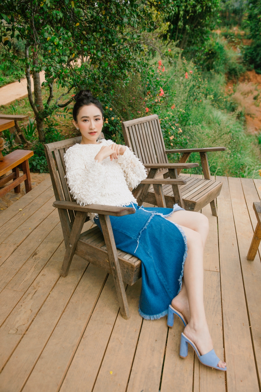 Không diện bikini đón hè, Á hậu Hà Thu lặn lội lên Đà Lạt làm điều này - 7