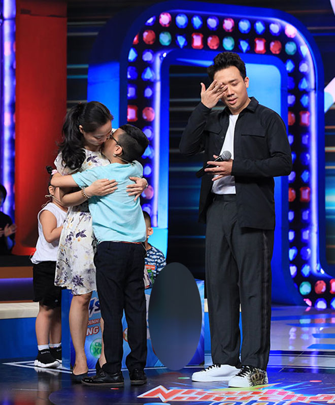 Cậu bé tăng động lập kỷ lục khiến Trấn Thành phục sát đất - 2