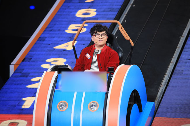 Cậu bé tăng động lập kỷ lục khiến Trấn Thành phục sát đất - 4