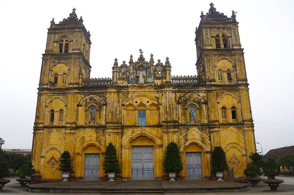 Những nhà thờ đẹp mê mẩn ở Nam Định khiến dân tình chỉ muốn 'xách balo lên và đi' - 2