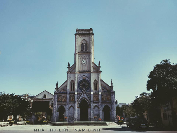 Những nhà thờ đẹp mê mẩn ở Nam Định khiến dân tình chỉ muốn &#39;xách balo lên và đi&#39; - 9