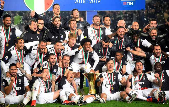 Rực lửa Juventus vô địch Serie A: Tôn vinh Ronaldo, bồi hồi huyền thoại - 11