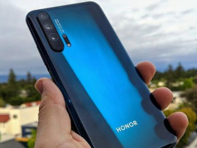 Thời trang Hi-tech - Con cưng Huawei vẫn sẵn sàng cho chiếc điện thoại cao cấp mới