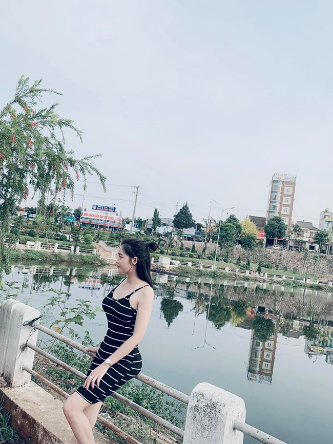 Hiện tại, cuộc sống của hai mẹ con Cẩm Vân đủ để khiến nhiều người ngưỡng mộ. Công việc kinh doanh hàng tháng có thể mang lại doanh số cho cô lên tới vài chục triệu đồng. Những ai biết đến Cẩm Vân đều dành cho cô sự ngưỡng mộ với ý chí vượt lên và sống một cách ý nghĩa, trọn vẹn hơn.