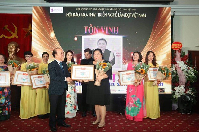 Master Thiên Kim – "chị đại" trong ngành phun xăm thẩm mỹ Việt Nam - 2