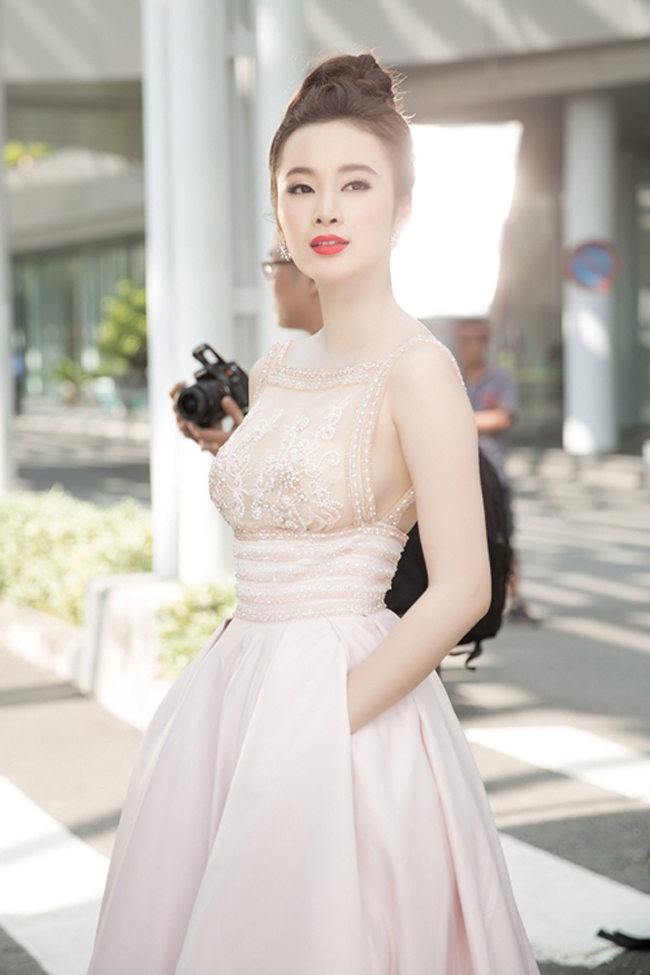 Cô sở hữu gương mặt &#34;ăn hình&#34; cùng diễn xuất tốt.