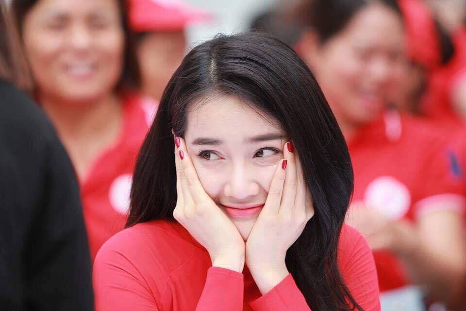 Làm sao để tránh bọng mắt lộ rõ như Nhã Phương? - 4