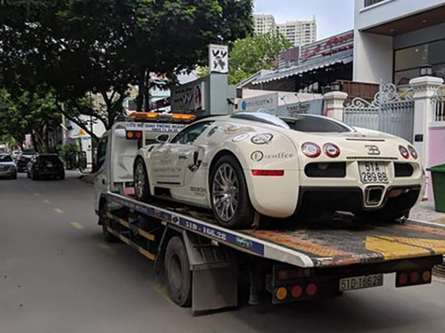 Tin tức ô tô - Bugatti Veyron của "Qua Vũ" bất ngờ xuất hiện trên đường phố Sài Gòn