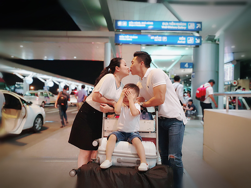 Vợ MC xinh đẹp, giỏi giang của Quốc Cơ sang Hàn Quốc làm sinh viên - 4