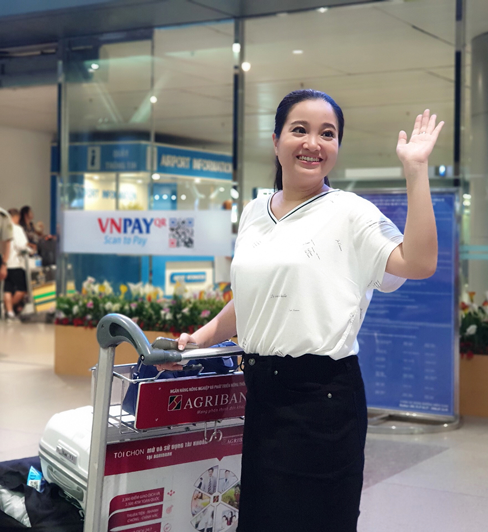 Vợ MC xinh đẹp, giỏi giang của Quốc Cơ sang Hàn Quốc làm sinh viên - 5