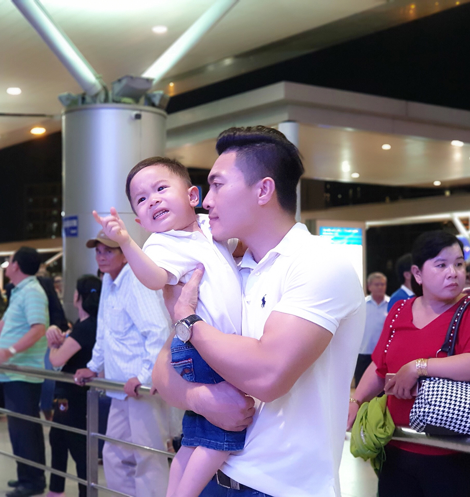 Vợ MC xinh đẹp, giỏi giang của Quốc Cơ sang Hàn Quốc làm sinh viên - 6