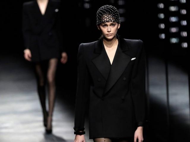 Thời trang - Gucci, Saint Laurent... sắp "cấm cửa" người mẫu dưới 18 tuổi