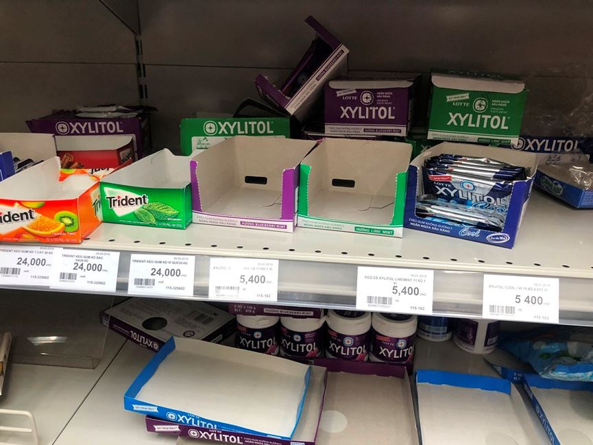 Siêu thị Auchan &#34;tan hoang&#34; sau thông tin xả hàng rút khỏi Việt Nam - 8
