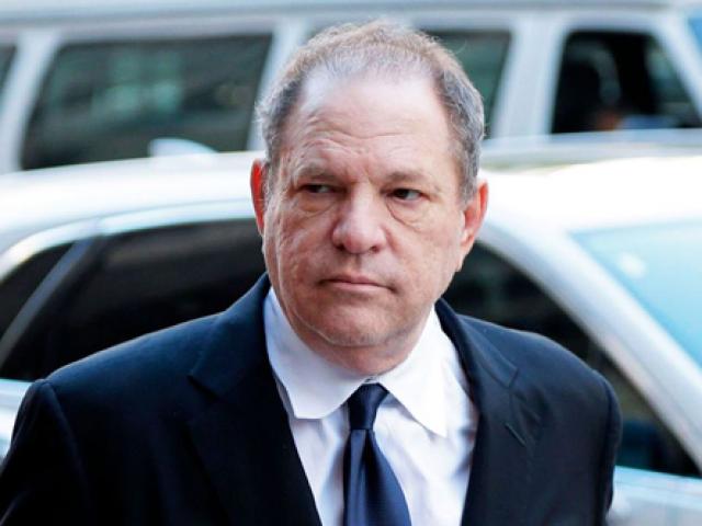 Đời sống Showbiz - Ông trùm Hollywood chi 1.000 tỷ đồng "tẩy trắng" vụ quấy rối tình dục