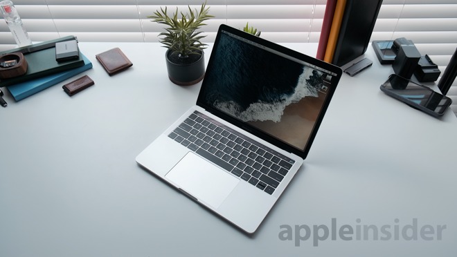 Trên tay MacBook Pro 13 inch 2019 “nóng bỏng tay” - 8