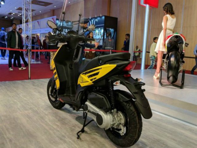 Thế giới xe - Xe ga Aprilia Storm 125 về đại lý, giá chỉ 21,88 triệu đồng