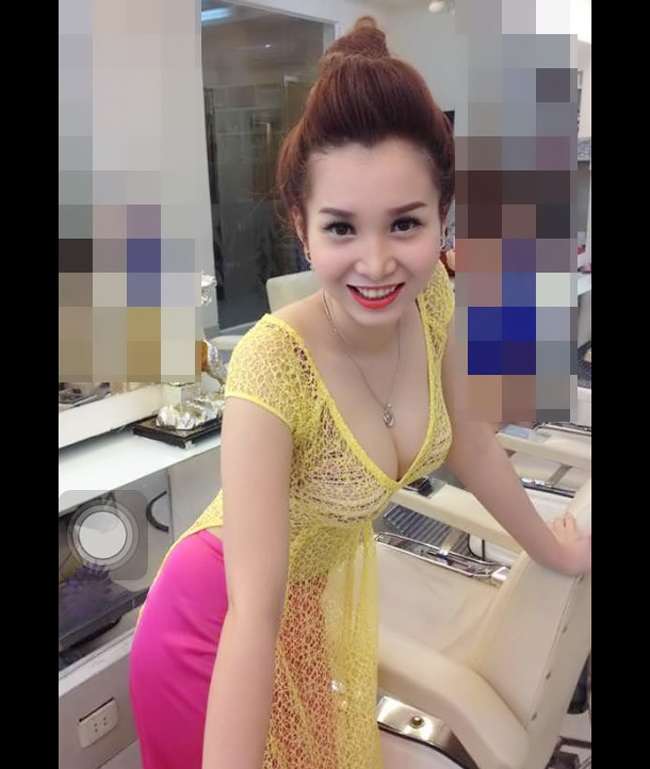 Đây là một biến tấu áo dài khác vấp phải nhiều ý kiến trái chiều của cư dân mạng.