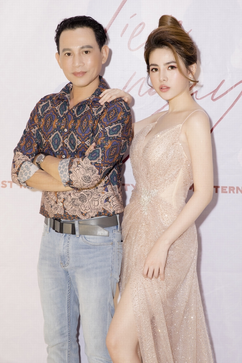 Con gái xinh đẹp của diễn viên Hữu Tiến tuyên bố "tấn công" showbiz - 1