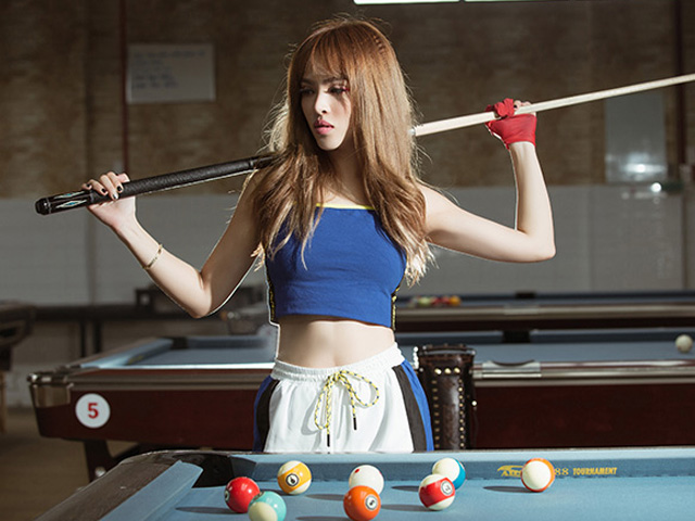 Thể thao - Hot girl ca sỹ  Chung Thương mê bi-a, mong ước làm cơ thủ