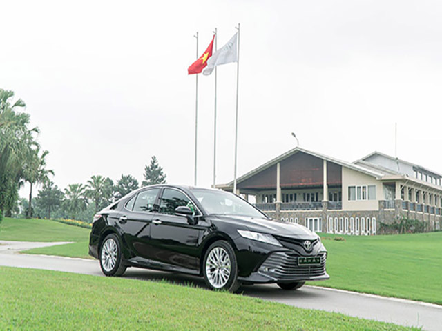 Bảng giá xe Toyota Camry 2019 lăn bánh - Hỗ trợ mua xe trả góp với mức lãi suất ưu đãi