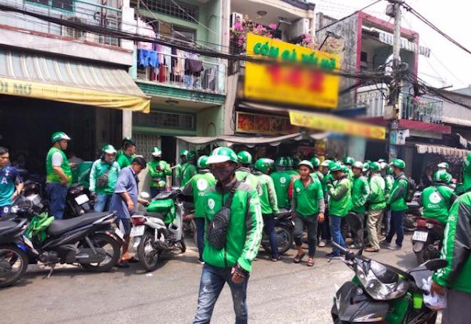 Nhà hàng, quán ăn đang “phất lên” nhờ dịch vụ giao đồ ăn thời @ - 3