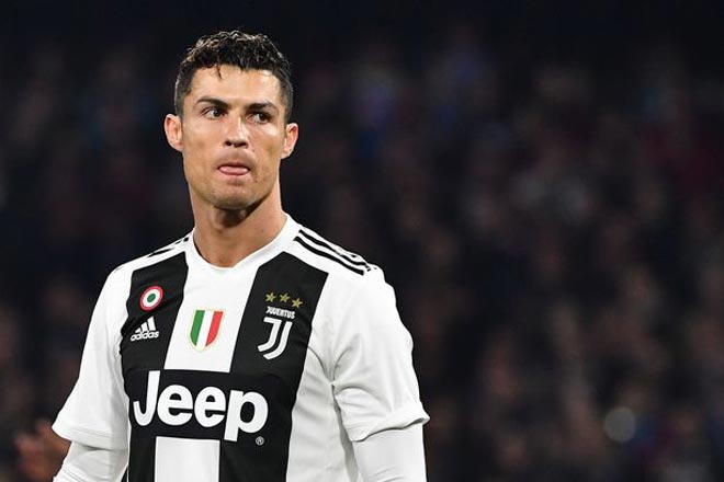 Juventus chốt tướng mới Sarri: Ronaldo không hạnh phúc? - 2