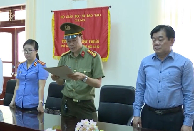 Tâm bão bê bối thi cử, Giám đốc Sở GD&ĐT Sơn La xin nghỉ hưu - 1
