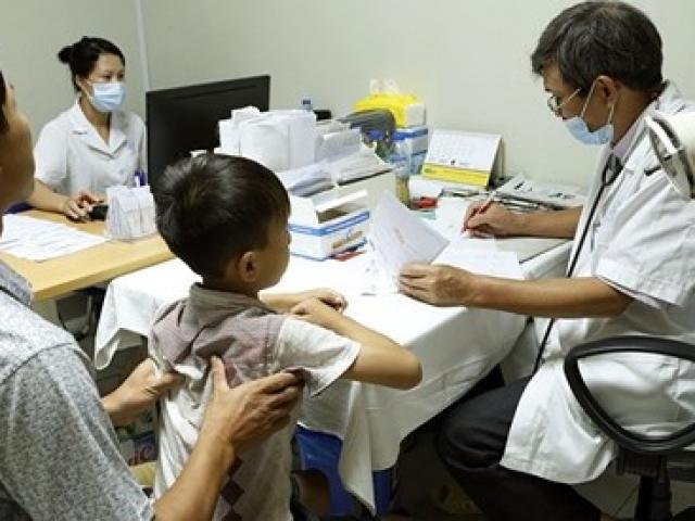 Sức khỏe đời sống - 5 nguyên tắc bỏ túi khi cho con đi khám bệnh