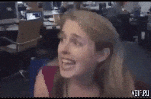 Bắt gặp khoảnh khắc khó đỡ ở nơi công sở - 1